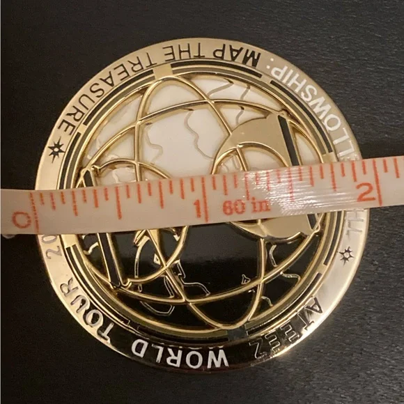 Ateez pin - Picture 3 of 3